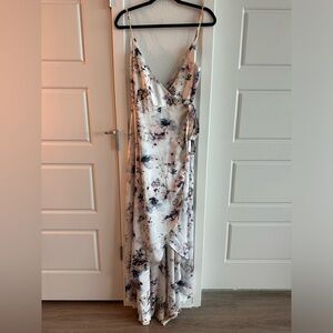 Show Me Your Mumu Size Medium Floral Dress